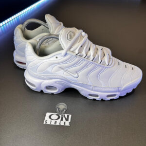 Tênis Nk Tn Triple White