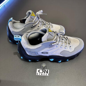 Tênis Oakley Teeth Bomber Light Grey